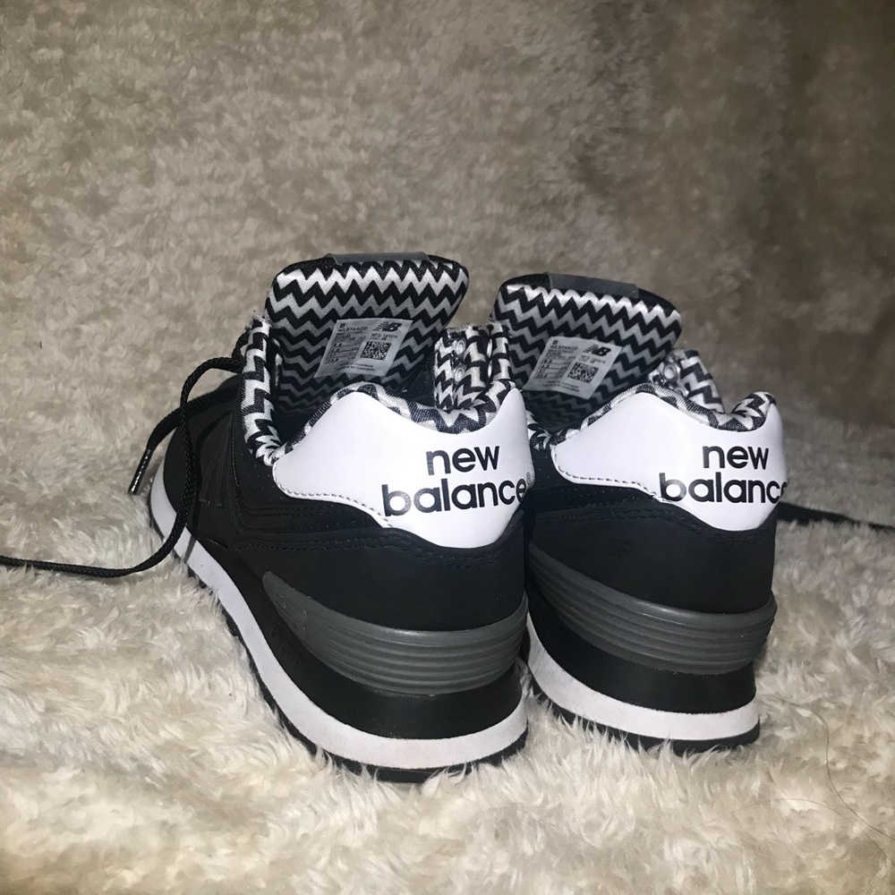 New Balance - Picture 6 of 7